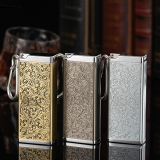 HỘP ĐỰNG THUỐC 8 ĐIẾU KIÊM GẠT TÀN MINI HÌNH HOA VĂN KIM LOẠI